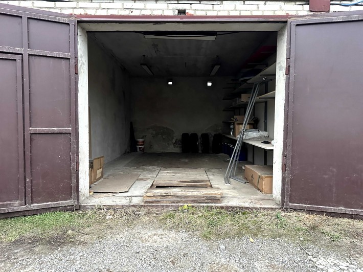 Цеглянний гараж.Кооператив "Білогорський" - фото 1