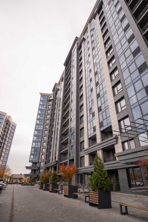 Продаж паркомісце в центрі Києва, ЖК Львівська Площа, Кудрявська 24Б - фото 1