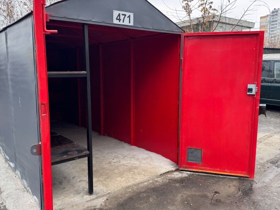 Терміново Гараж договірна ціна під склад Киев