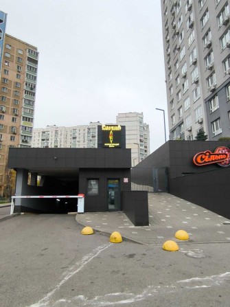 Паркоместо на Поздняках Драгоманова 10 - фото 1