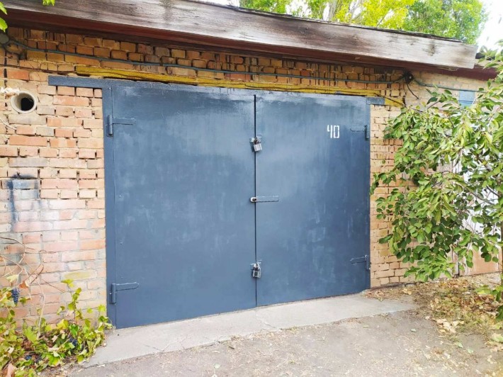 Гараж цегляний . Довгостроково. - фото 1