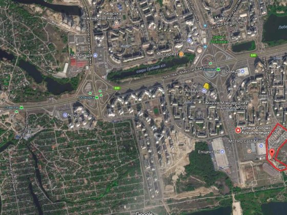 Гараж 3 поверхи, 105 м2. С.Крушельницької, 2 Київ