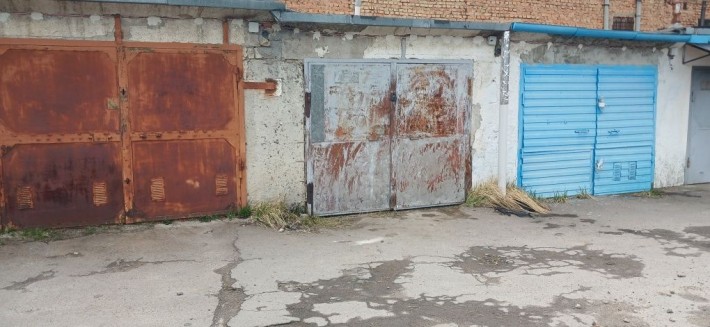 Оренда гаражу ГК " Автобусник" вул Демнянська - фото 1