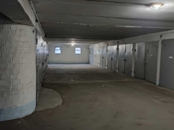 Цегляний сухий гараж-паркінг-надійний дах! (зберігання побут. речей) Київ