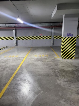 Сдам свое паркоместо долгосрочно на Каманина - фото 1