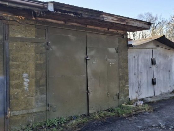 Гараж  у кооперативі по вул. Максимовича Львів