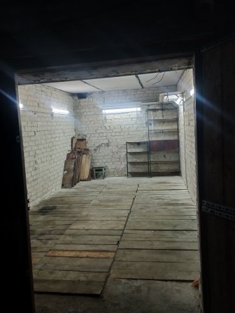 Оренда гаража під склад та автомобіль - фото 1