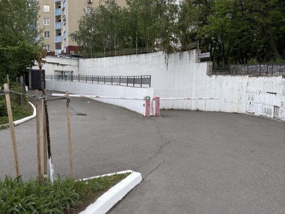 Паркинг, Виноградарь, ЖК Варшавский. Пр-т Европейского Союза 31а Київ