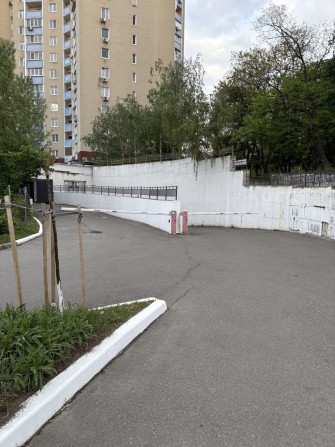 Паркинг, Виноградарь, ЖК Варшавский. Пр-т Европейского Союза 31а - фото 1