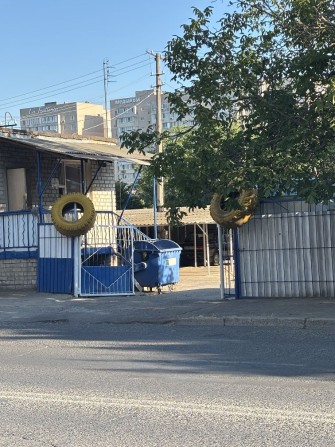 Сдам помесячно/посуточно место на крытой стоянке по ул. Академика Виль - фото 1