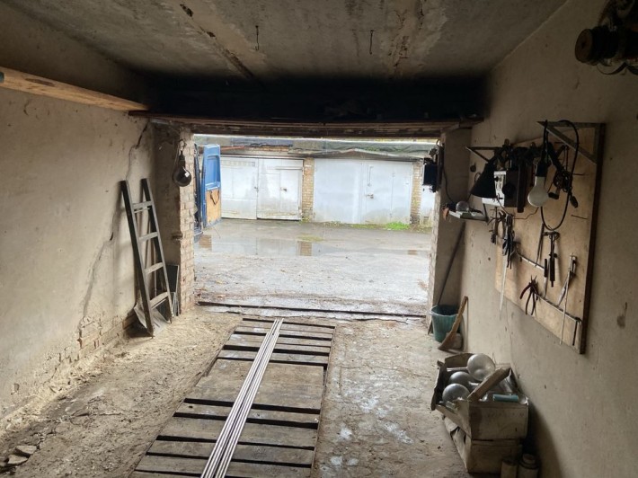 Оренда гаража Ризька 73а АГК Обгарбуд - фото 1