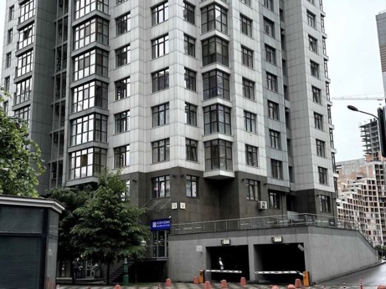 Оренда паркомісця в ЖК Новопечерські липки вул. А. Верхогляда 11-15-17 Київ
