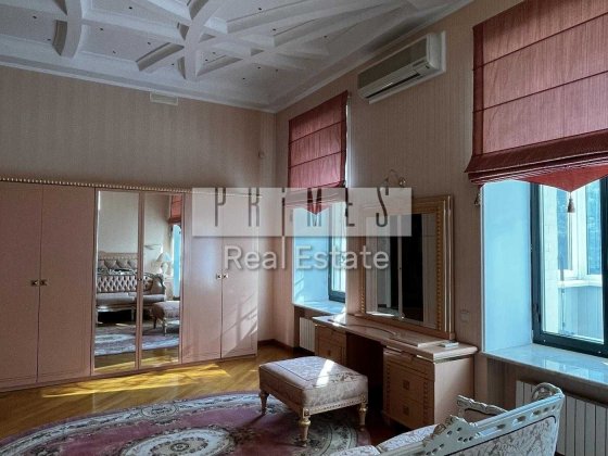 Продаж 4к квартири, вул. Велика Житомирська, 25/2, Центр Київ