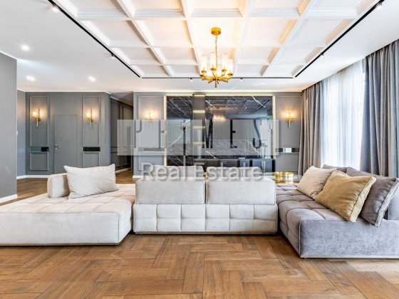 Продажа 3к квартиры 150м2, ЖК Парус, ул. Юрия Ильенко, 18б Київ