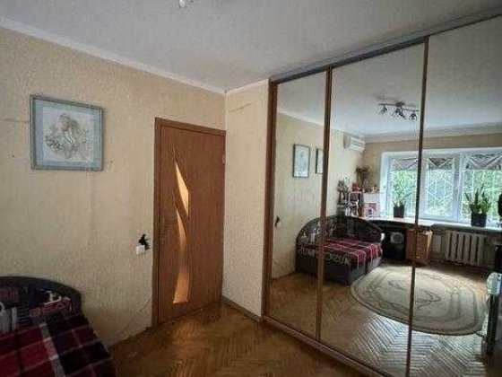 Продаж 2-к квартири 45м. НИВКИ, Салютна, 5. Гарний стан, косм ремонт Київ