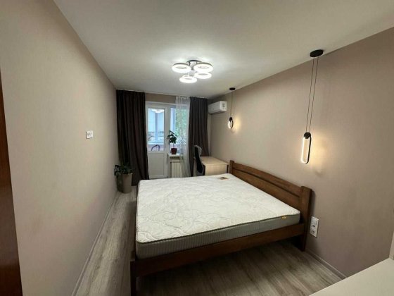 4к по вул.Копилівська 65. Куренівський парк, Дорогожичі, Почайна Київ