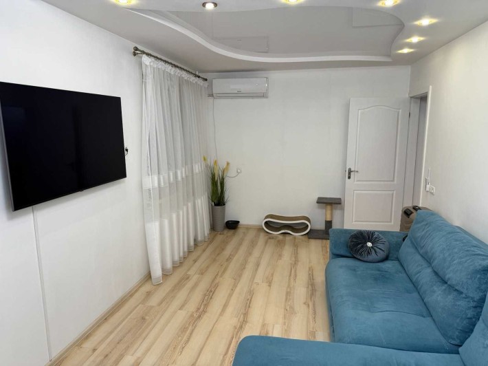 Продам 3-кімн. Петра Курінного ул. 3, 58 м.кв - фото 1