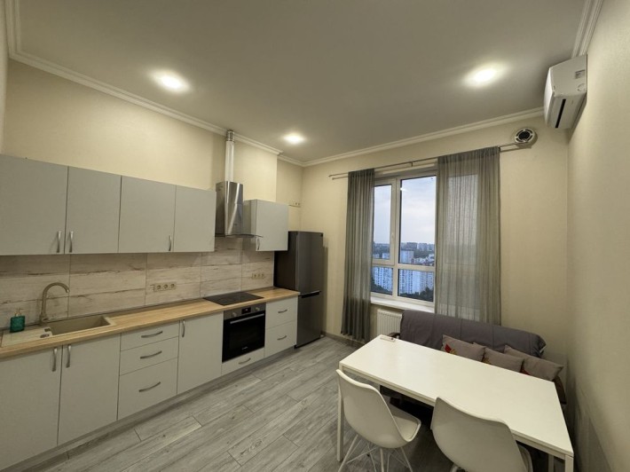 Продам 1 кк+ паркомісто  просп. Лобоновського, 4Г Соломʼянський р-н. - фото 1