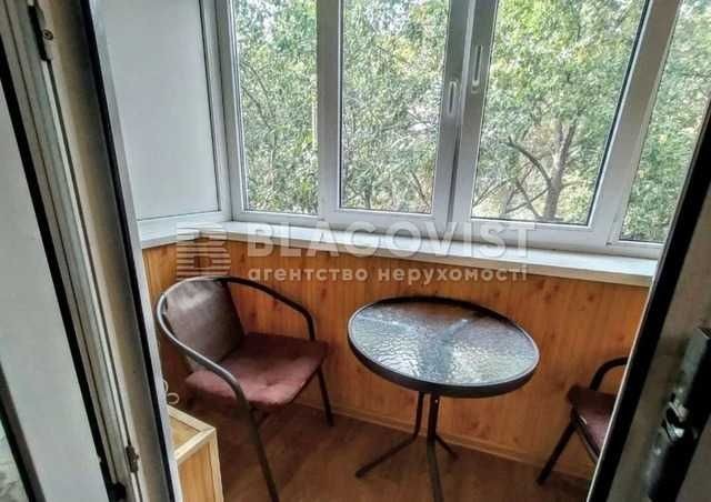 3 кім. квартири (70м2), вул. А.Мельника, 14Г, (Генерала Тупікова) - фото 1