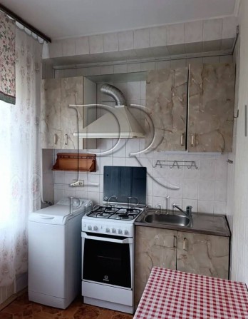 Продаж 2 кімн. квартири за адресою Петра Куріного 2, Борщагівка - фото 1