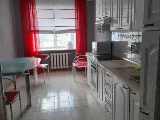 Простора 3-к квартира 100м2 Академгородок Олевська 3А Академмістечко Київ