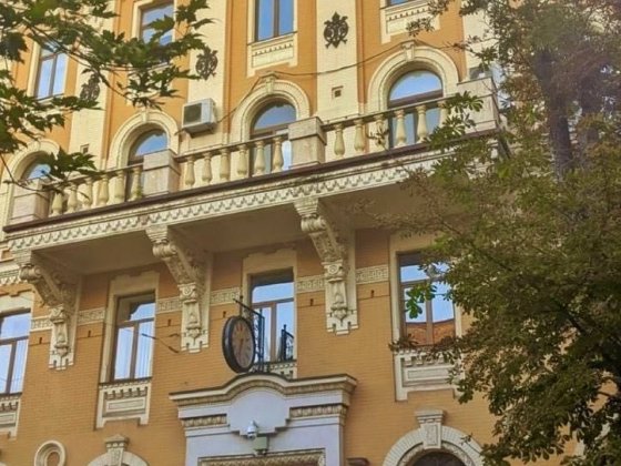 Ексклюзивна Унікальна пропозиція будівля 4000м2 вул Володимирська