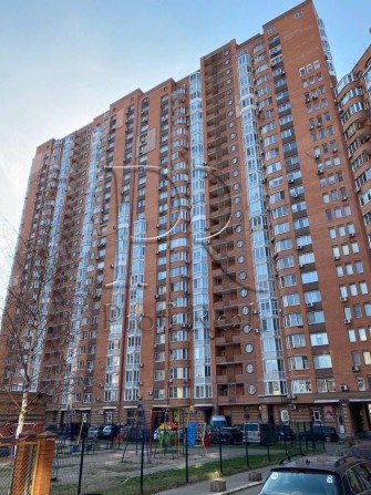 Продаж 3 кімн. квартири за адресою Осіння 33/ метро Академмістечко - фото 1