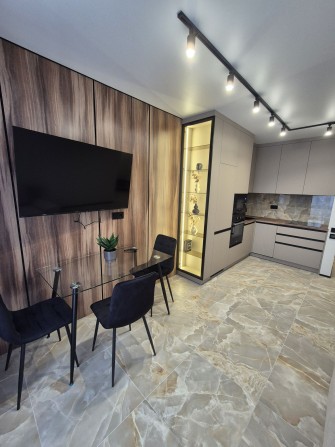 Продаж євродвушки з топовим ремонтом у Варшавському-2 без % - фото 1