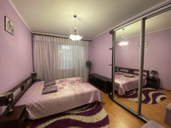 Продам 2к на вул. Симиренка, 34а, будинок 2003 року Київ