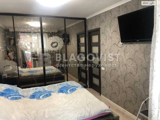 5пов 60м Симиренка, 25а Київ