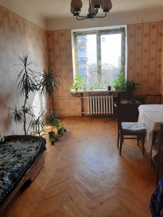 Без %%% Продається 2 кімнатна сталінка від власника - фото 1