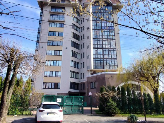 м. Лук'янівська. вул. Нагірна, 15. Видова 3-к 127 кв.м. Без % Киев