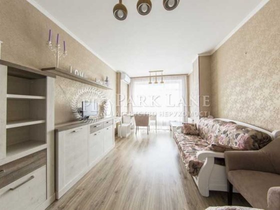 Срібна Вежа Білоруська, 36а 1 кімн. квартира з ремонтом Киев