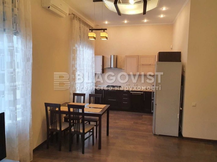 Продаж 2к кв Велика Житомирська,31 Львівська площа Золоті ворота - фото 1