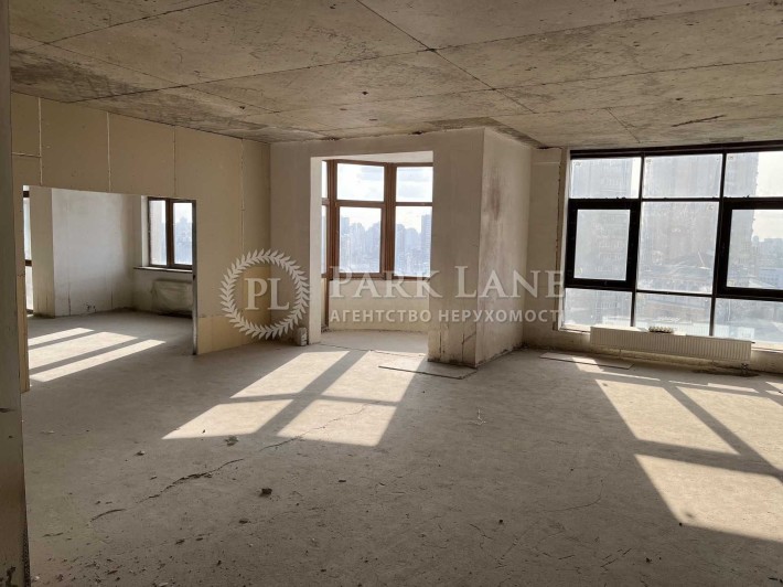 Без %.Квартира на весь поверх+2 паркомісця, Богдана Хмельницького 58 - фото 1