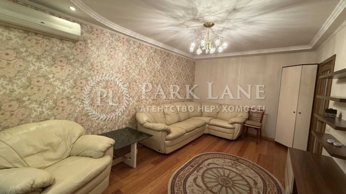 3 кім, Ужвій Наталії, 7, з ремонтом, Подільський район - фото 1