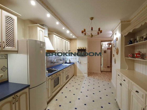 2 кім.кв., пр-т В.Лобановского 4Б, ЖК Олекс.єВідновлення Киев