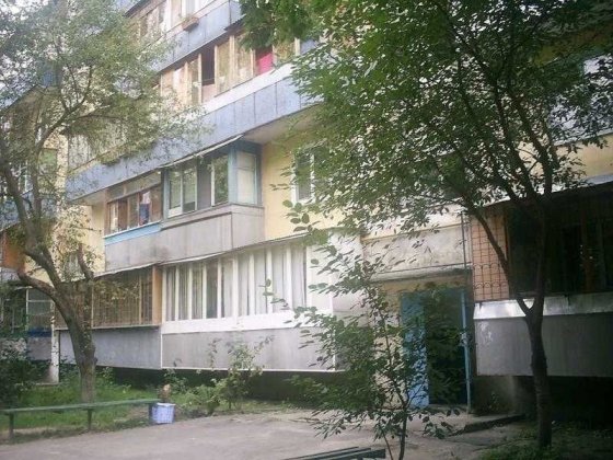 3кім. продам Зодчих,6а , Борщагівка , Святошинський р-н недорого Киев