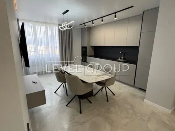 Продаж 2к квартири з ремонтом 65м2  ЖК Варшавський 2 Київ