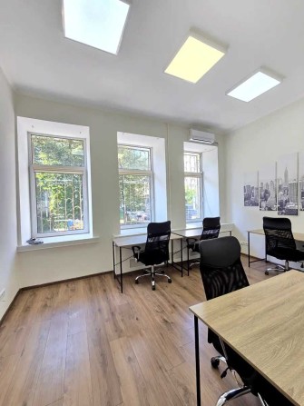 2к квартира 44м², ЦЕНТР, Мала Житомирська 16, Володимирська, Десятинна - фото 1