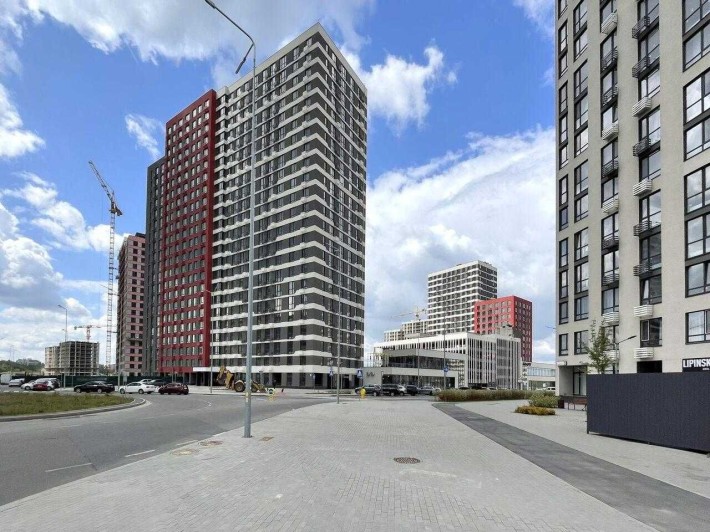 Продам 1к квартиру в ЖК Варшавський 3 ВИД у двір 48 м2 - фото 1