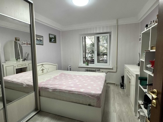 2 кімн., Берестейський проспект, 127 метро Житомирська 10 хв. пішки Киев