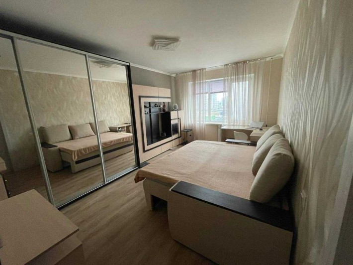 Продаж 2к Виноградар Порика17а 62м ремонт метро будують - фото 1