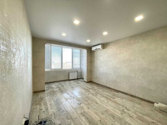 2-кімнатна квартира з новим ремонтом. Київ, метро Нивки Киев