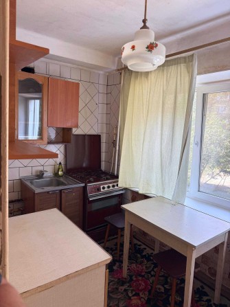 Без комісії !Метрологічна вулиця Феофанія 2-ий поверх Газ! - фото 1