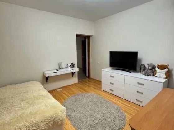 Продаж 2к квартири вул. Верховинна, 91 м. Житомирська Київ