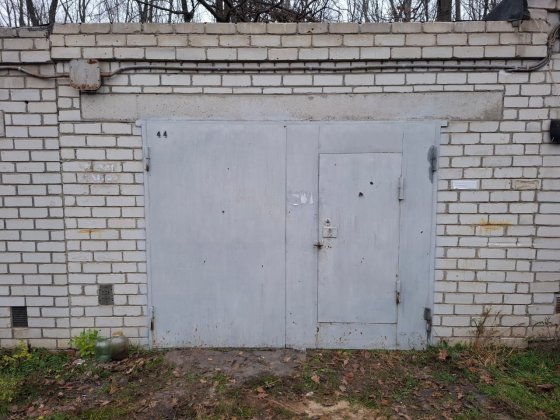 Гараж Залютино под лесом Харьков