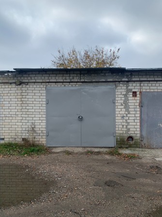 Продам гараж Ньютона Коммунальный рынок. Класс. Коммунальная. - фото 1