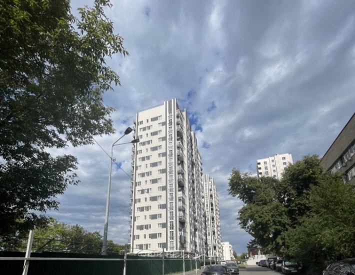 Продам паркинг ЖК КЛЮЧ, ул.Дмитрия Антоненка, м.Ботанический сад, - фото 1