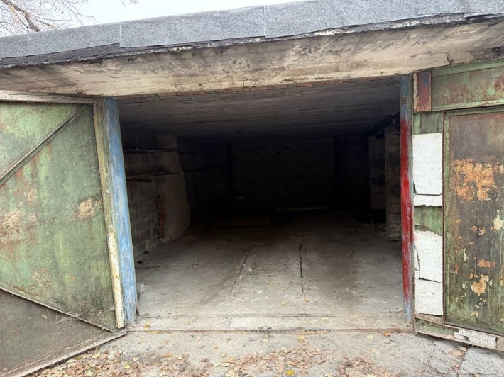 Гараж капитальный новые дома комунальная - фото 1